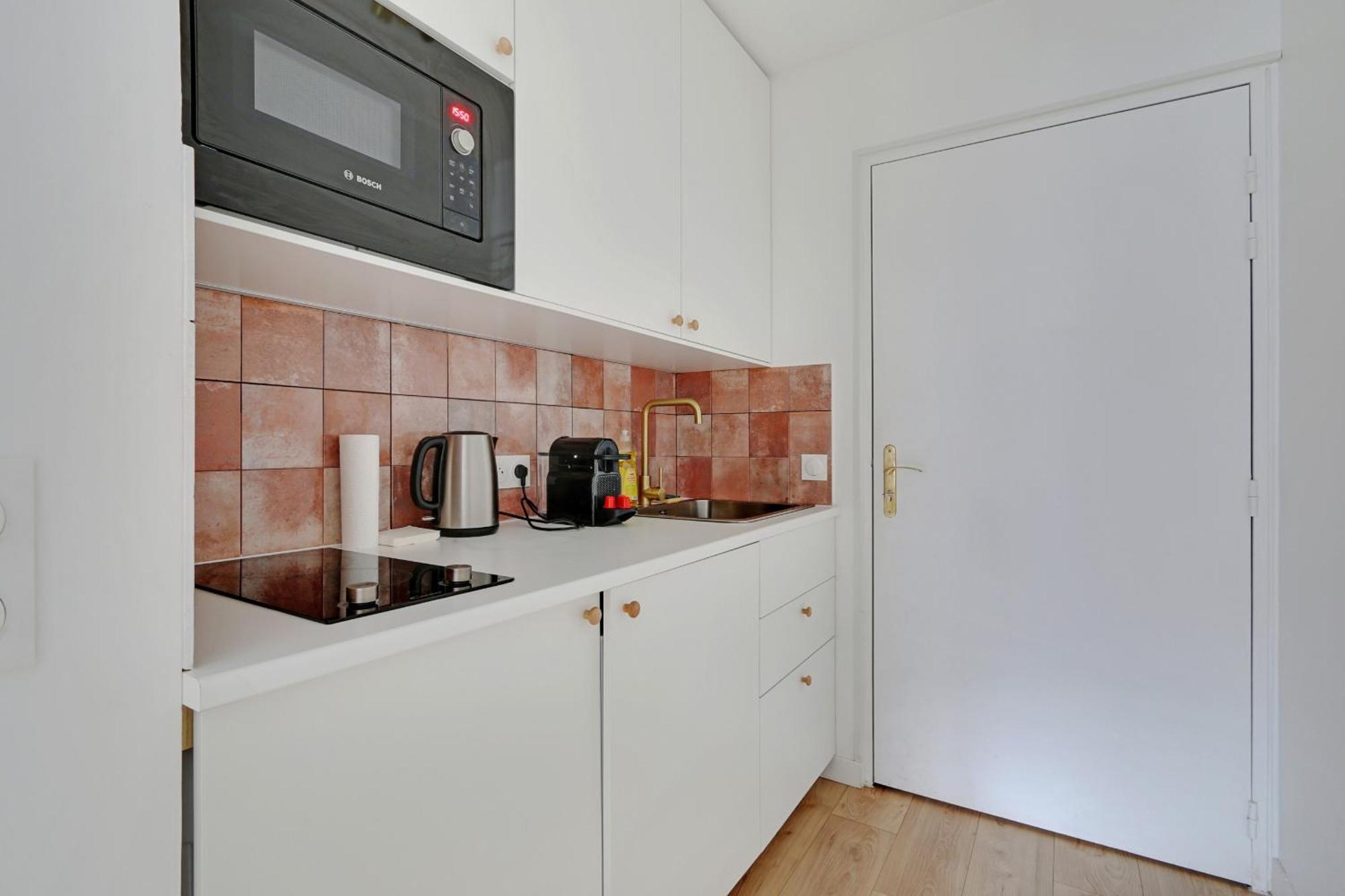 Lovely Studio In Париж Экстерьер фото