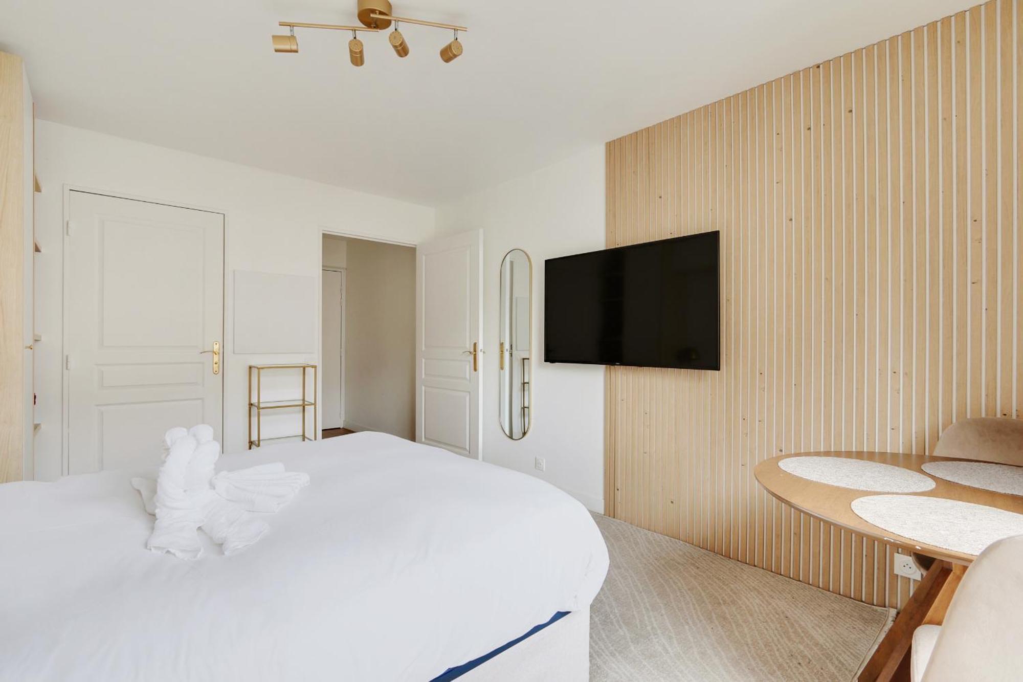 Lovely Studio In Париж Экстерьер фото